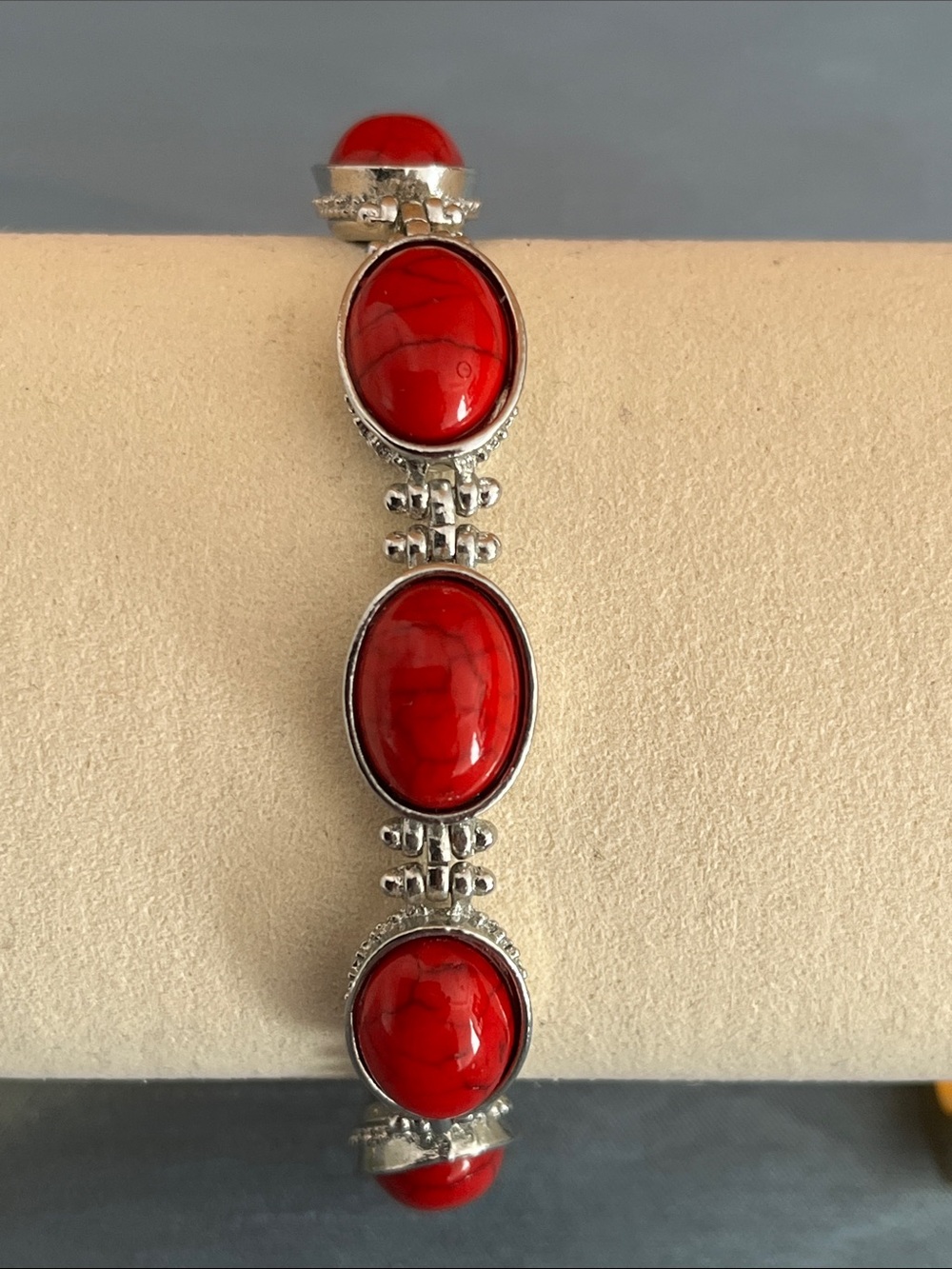 Vintage Gold Tone Bezel Set Red Cabochon Link Toggle Bracelet